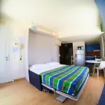 Nettuno Hotel apartamentowy Giardini-Naxos