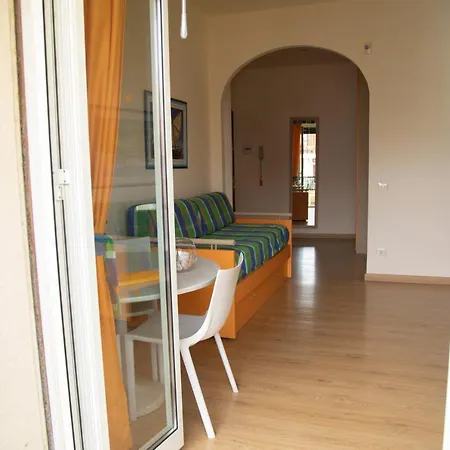 Apartmanhotel Nettuno Giardini Naxos