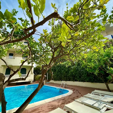 Nettuno Giardini-Naxos