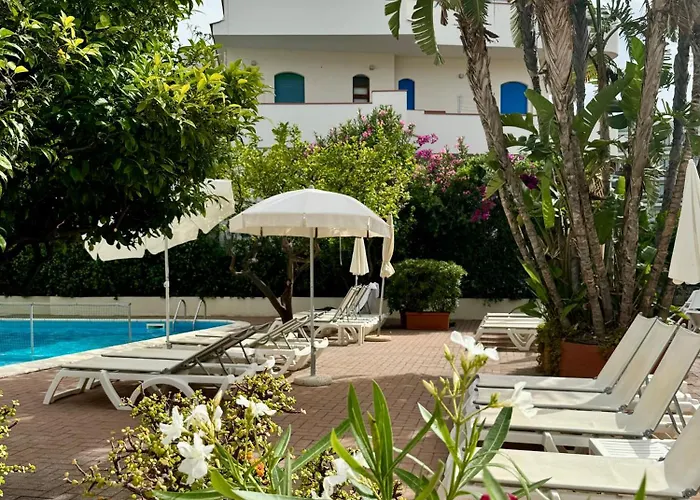 Aparthotel Nettuno 4*