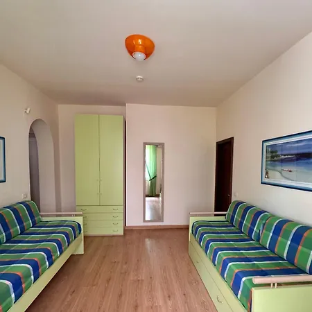 Aparthotel Nettuno Giardini Naxos